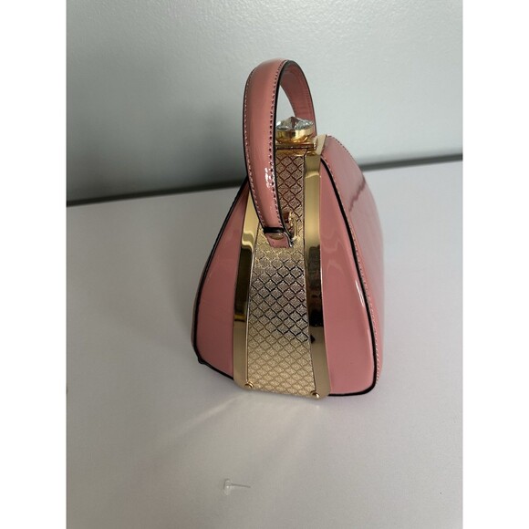Gramercy & Grand Gorgeous Pink patent leather handbag Gem Clasp Shoulder Bag NEW - Picture 3 of 13